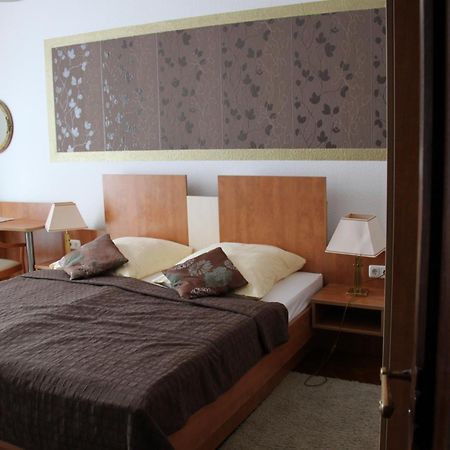Hotel Vier Loewen Traben-Trarbach Exteriér fotografie